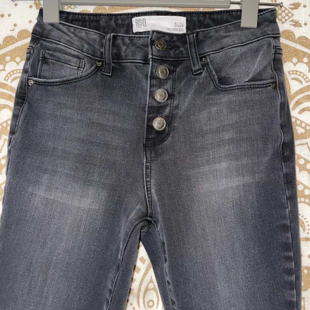 “RSQ” LADIES BUTTON UP CALI HI-RISE BLACK JEANS, SIZE 0 (24) - Picture 2 of 7